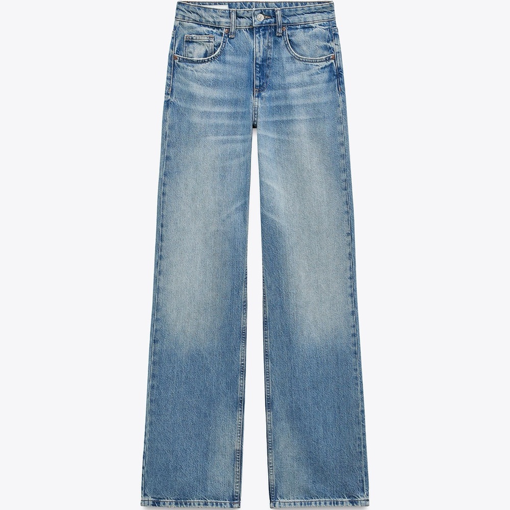 Women Light Blue Denim Jeans size 34 mid -rise wid leg